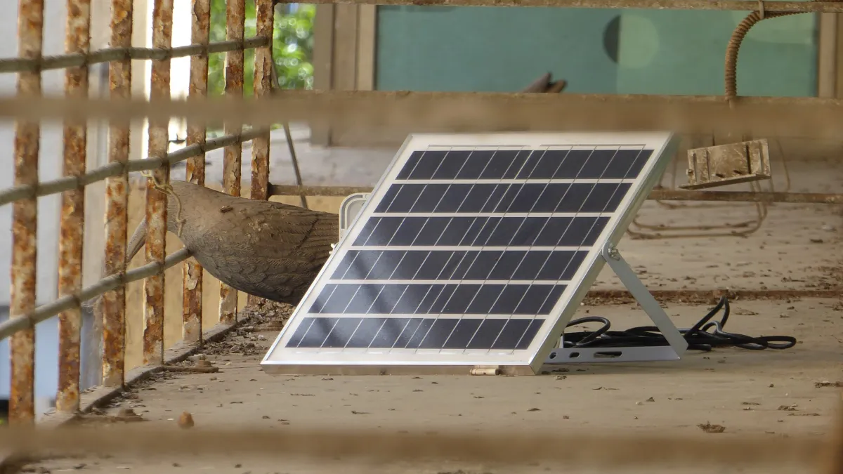 Before You Commit to E-ink reading devices: A Guide to reduce waste over the full lifecycle